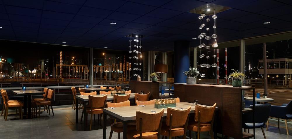 Doubletree By Hilton Rotterdam Centre Ξενοδοχείο Εξωτερικό φωτογραφία