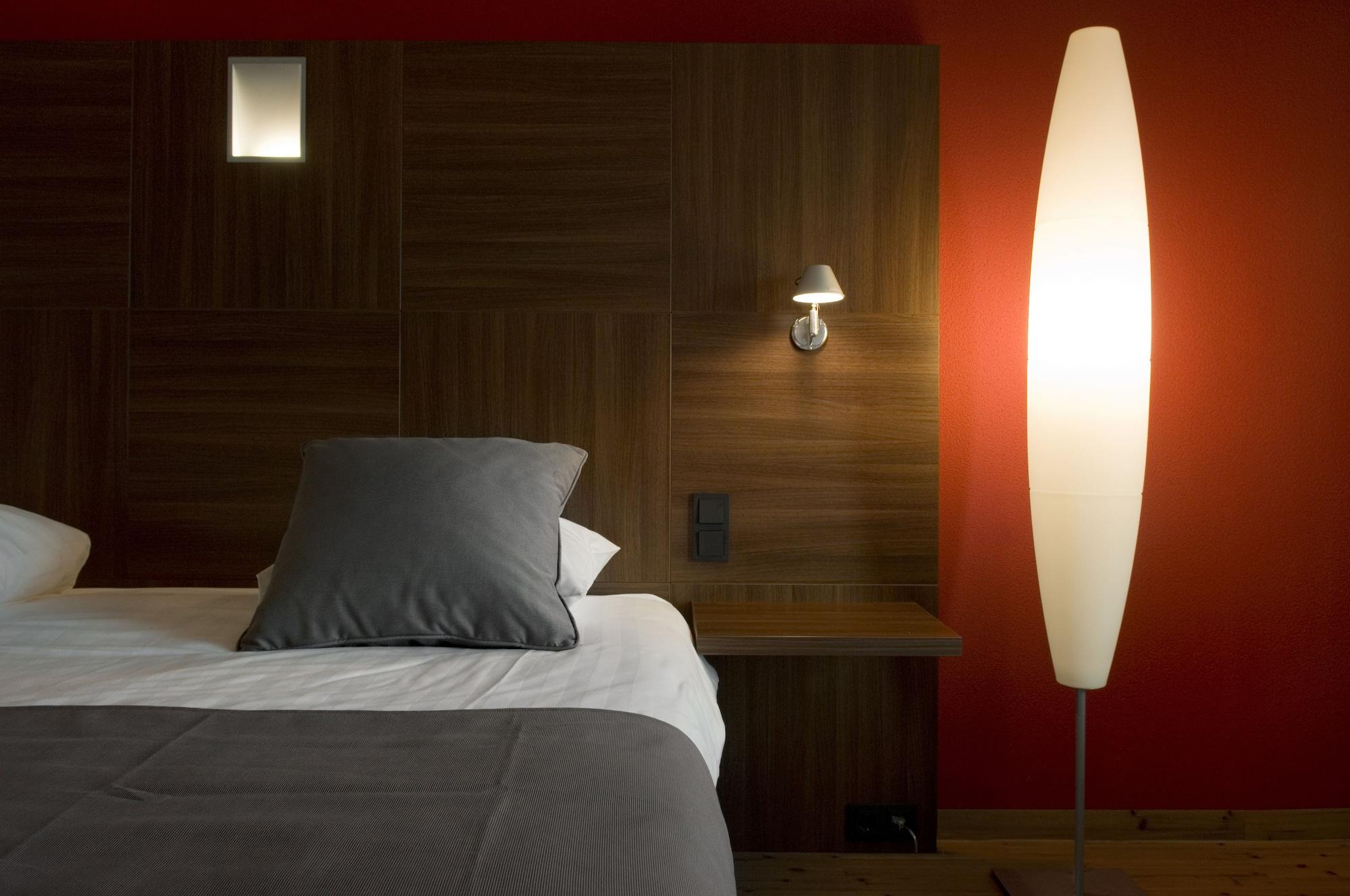 Doubletree By Hilton Rotterdam Centre Ξενοδοχείο Δωμάτιο φωτογραφία