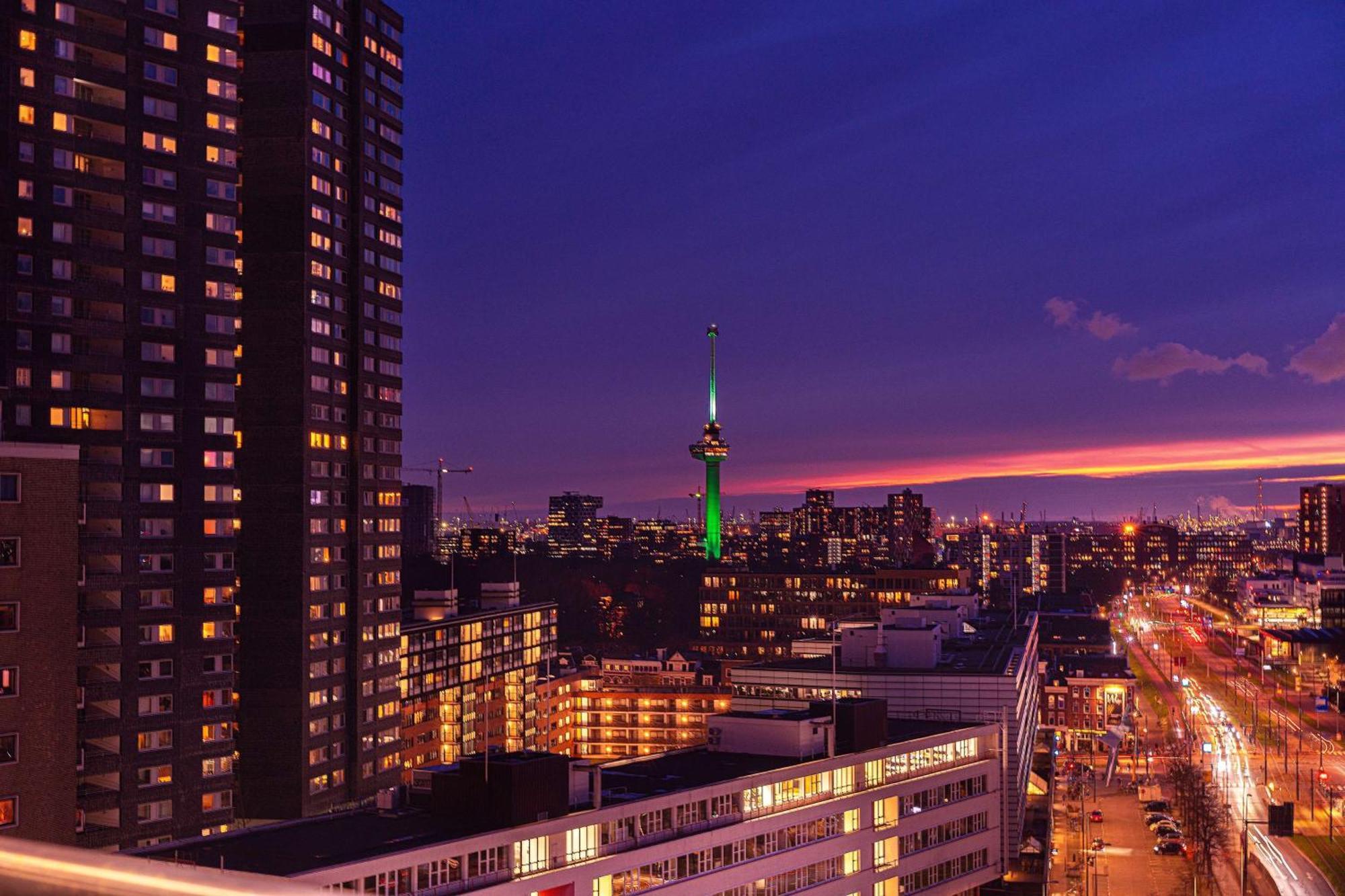 Doubletree By Hilton Rotterdam Centre Ξενοδοχείο Εξωτερικό φωτογραφία