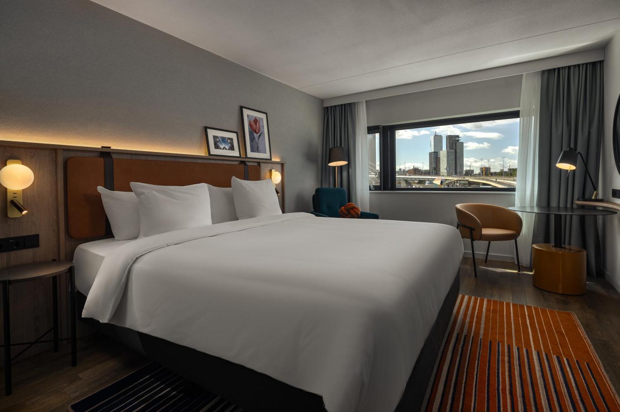 Doubletree By Hilton Rotterdam Centre Ξενοδοχείο Εξωτερικό φωτογραφία