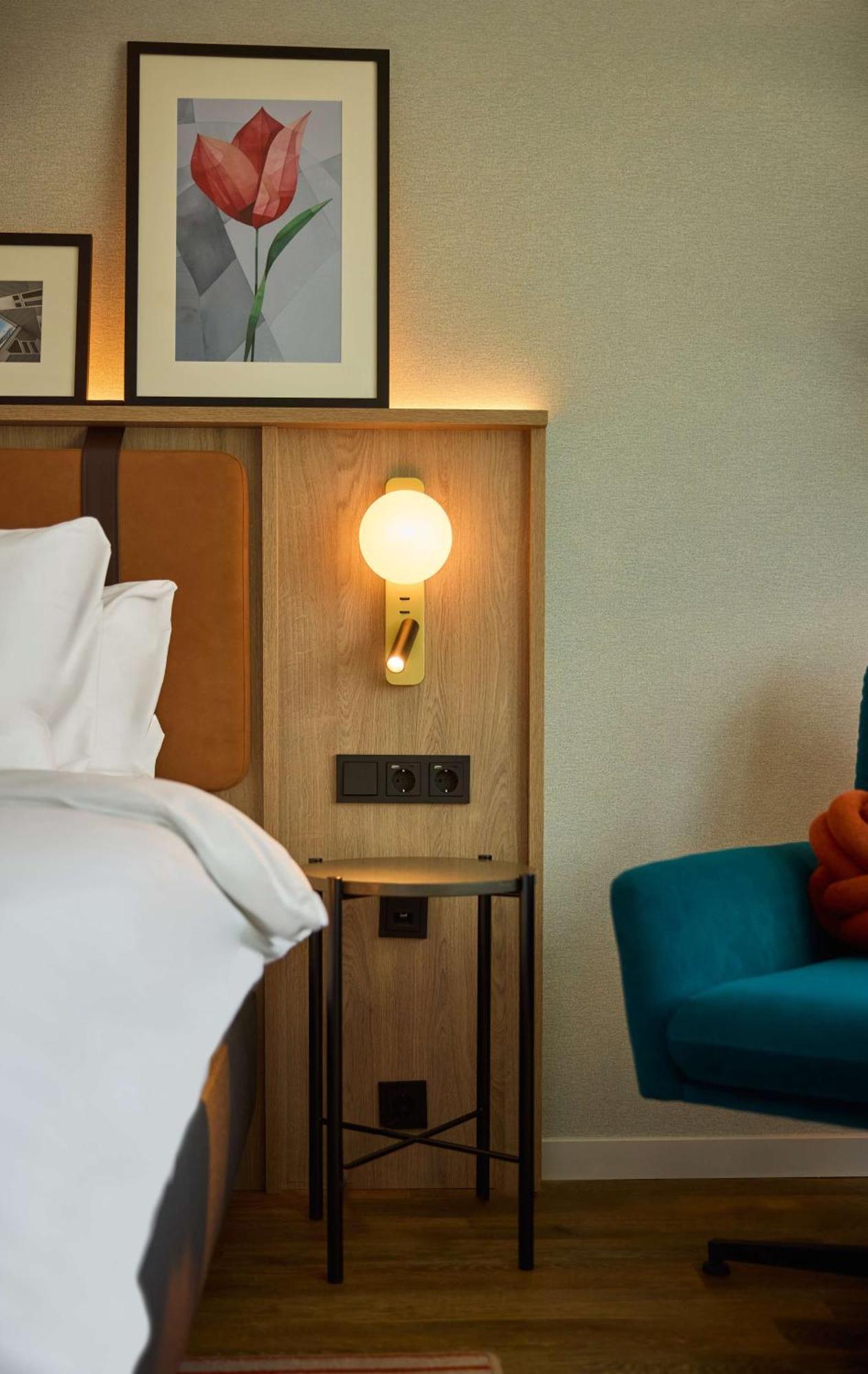 Doubletree By Hilton Rotterdam Centre Ξενοδοχείο Εξωτερικό φωτογραφία