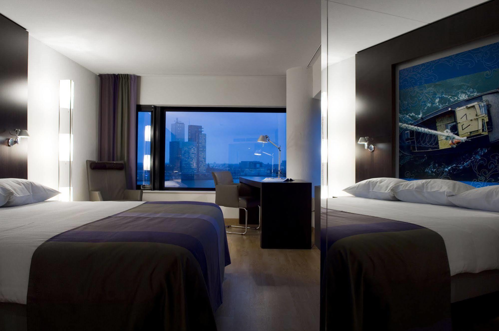 Doubletree By Hilton Rotterdam Centre Ξενοδοχείο Εξωτερικό φωτογραφία